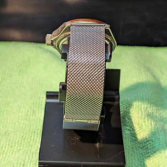 1990's Never Worn Canix (Lanix) Wood Grain Automatic Mechanical Glow Hands - Picture 6 of 7